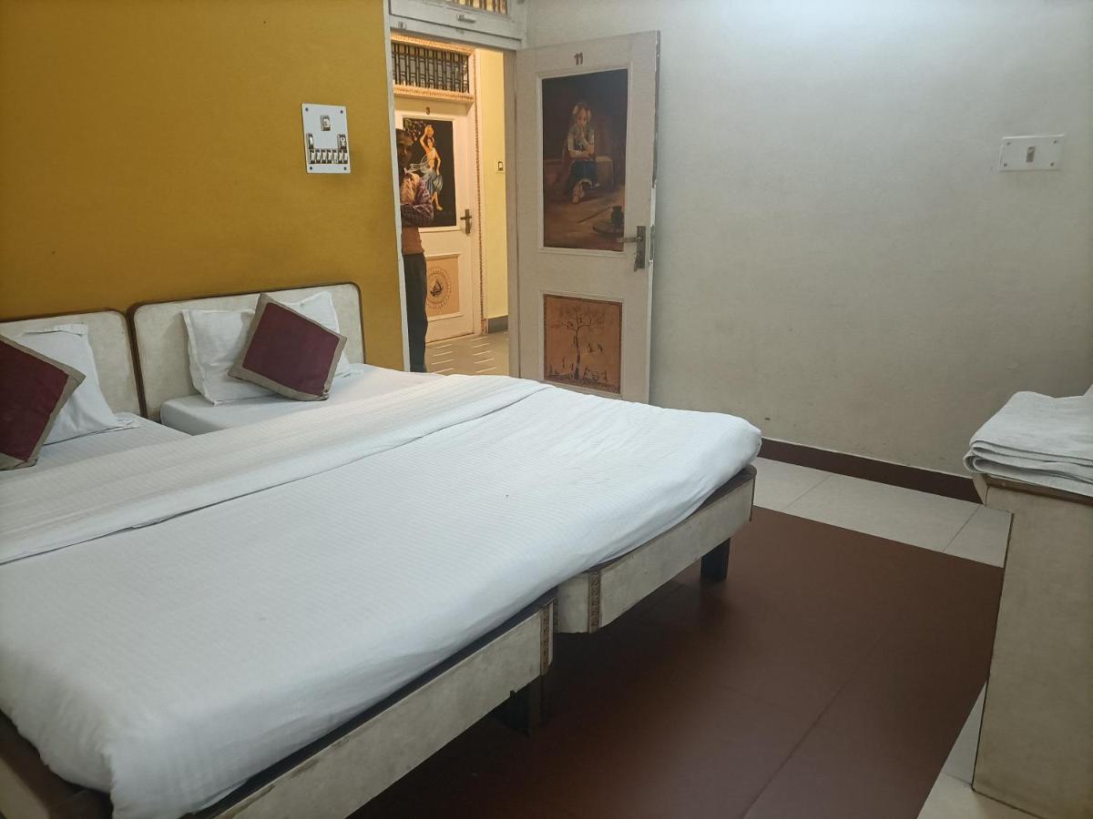 Hotel Midtown Haridwār Buitenkant foto