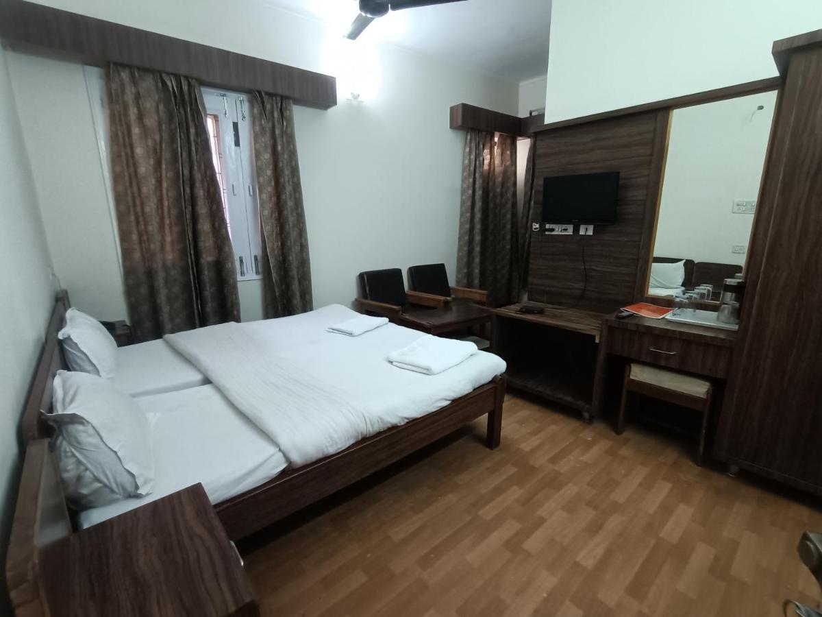 Hotel Midtown Haridwār Buitenkant foto