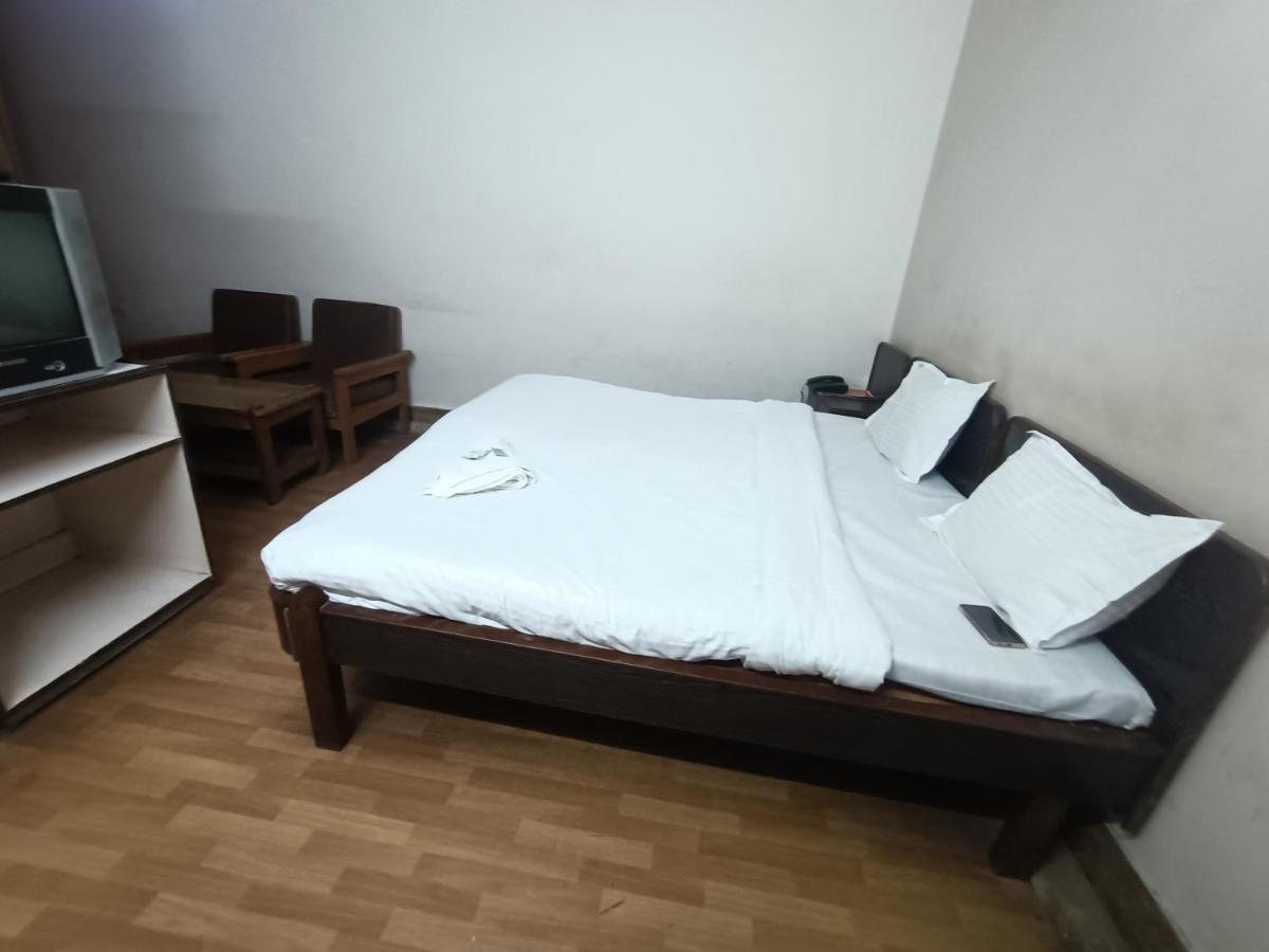Hotel Midtown Haridwār Buitenkant foto