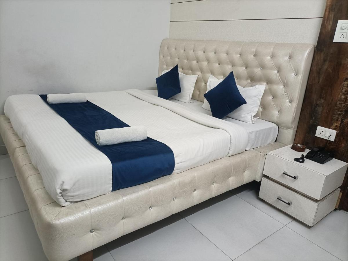 Hotel Midtown Haridwār Buitenkant foto
