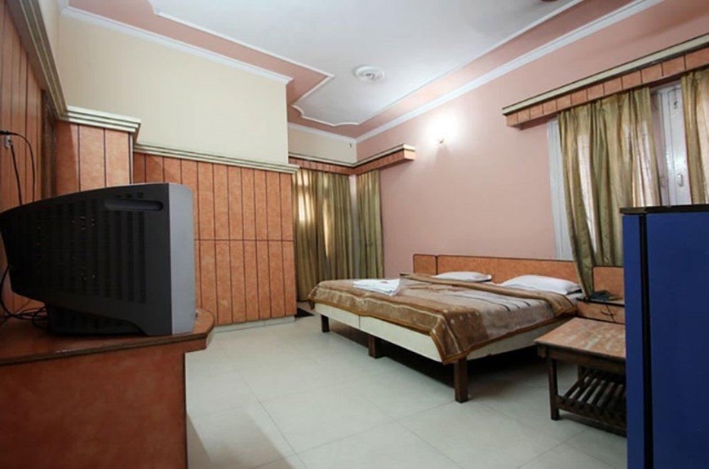 Hotel Midtown Haridwār Buitenkant foto